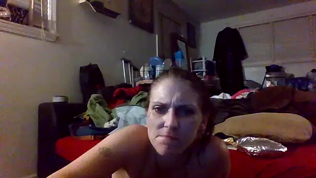 Snapshot of LadySn0w26 chatting on May 13, 2026, 2:18 am LadySn0w26 online show from May 13, 2026, 2:18 am