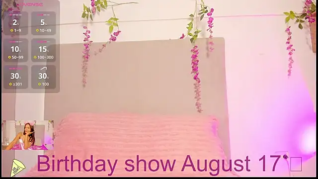 Snapshot of chloe_peach_ chatting on July 21, 2026, 12:28 pm chloe peach online show from July 21, 2026, 12:28 pm