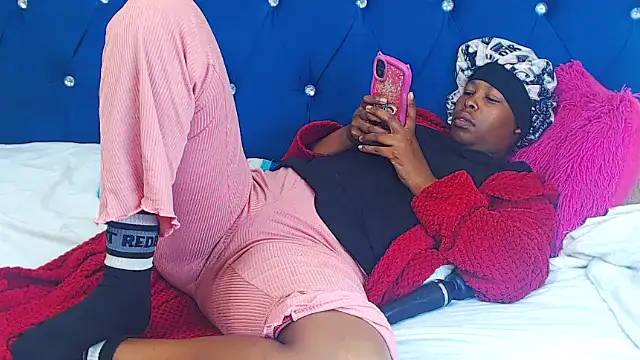 Sexy Baddie online show from June 27, 2026, 12:22 pm