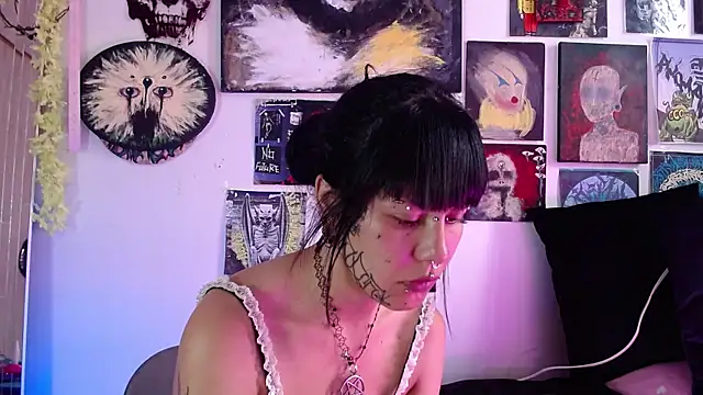 MelisaVelvet online show from April 28, 2026, 7:51 pm