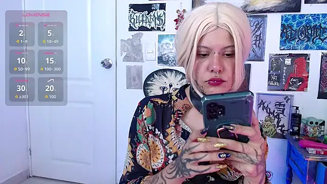 MelisaVelvet online show from August 6, 2026, 8:04 pm