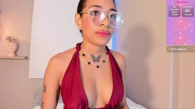 Snapshot of Scarlet_Vixen_ chatting on June 7, 2026, 3:06 pm Scarlet Vixen online show from June 7, 2026, 3:06 pm