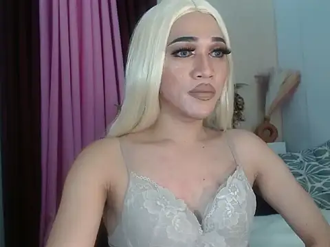 Snapshot of Kendalllust chatting on April 12, 2026, 3:15 pm Kendalllust online show from April 12, 2026, 3:15 pm