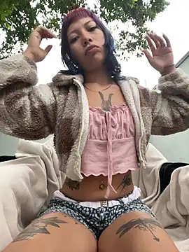 Snapshot of Namii_cute chatting on February 19, 2026, 11:51 am Namii cute online show from February 19, 2026, 11:51 am