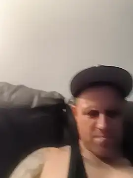 Snapshot of ThickaThuckDick07 chatting on May 17, 2026, 1:33 pm ThickaThuckDick07 online show from May 17, 2026, 1:33 pm