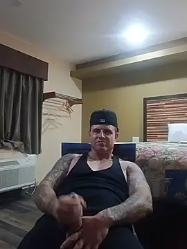 Snapshot of ThickaThuckDick07 chatting on June 24, 2026, 12:42 am ThickaThuckDick07 online show from June 24, 2026, 12:42 am
