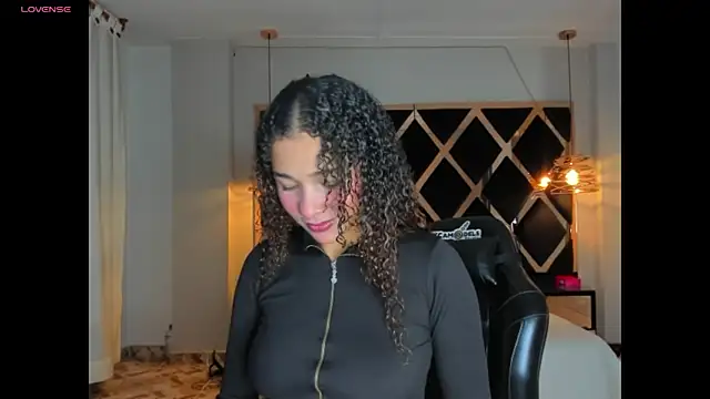 Mia cartther online show from March 15, 2026, 3:35 am