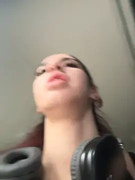 Snapshot of elodie_rouge chatting on June 29, 2026, 11:54 am elodie rouge online show from June 29, 2026, 11:54 am