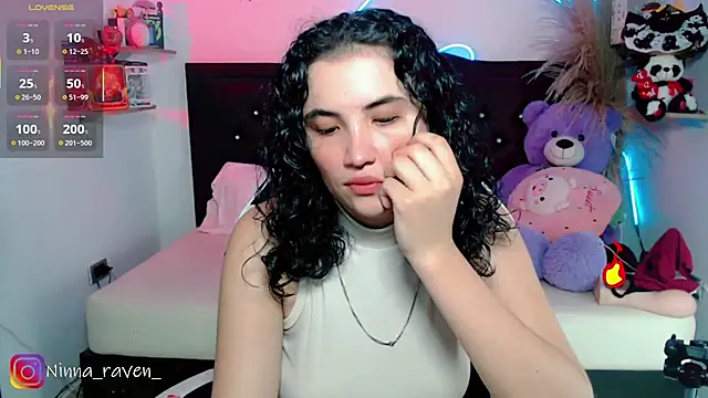 AriaDark online show from July 31, 2026, 9:23 pm
