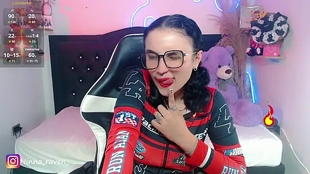 AriaDark online show from June 11, 2026, 9:12 pm