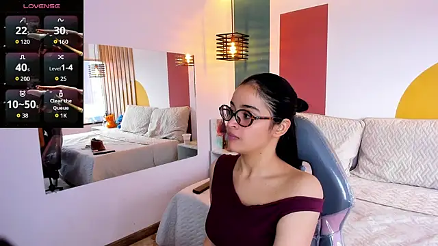 Snapshot of VanessaDoofenshmirtz chatting on July 17, 2026, 8:28 pm VanessaDoofenshmirtz online show from July 17, 2026, 8:28 pm