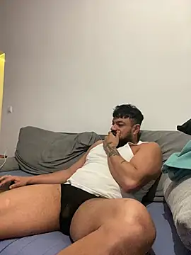 latinCuplex online show from February 4, 2026, 12:05 am