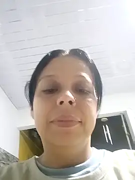 RossyAlvarez online show from April 22, 2026, 12:06 am