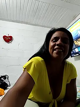 Zeyllyjhonson online show from June 19, 2026, 11:31 pm