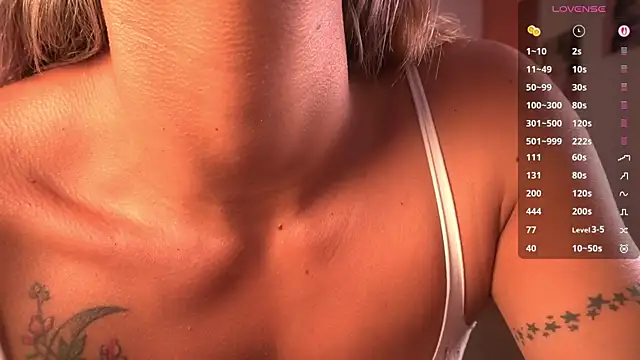 Snapshot of Mary_funny chatting on June 17, 2026, 7:24 pm Mary funny online show from June 17, 2026, 7:24 pm