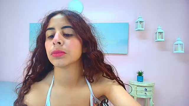 Snapshot of scarlett_clyde chatting on June 20, 2026, 12:21 pm scarlett clyde online show from June 20, 2026, 12:21 pm