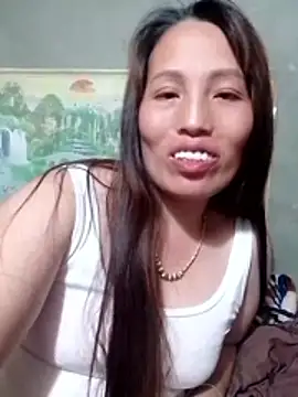 Snapshot of Gummiesu chatting on May 7, 2026, 12:52 pm Gummiesu online show from May 7, 2026, 12:52 pm