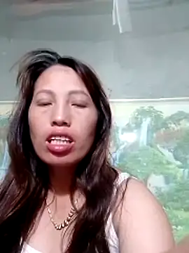 Gummiesu online show from April 27, 2026, 8:29 pm