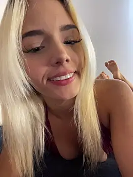 Snapshot of BUBUQUEEN chatting on March 5, 2026, 9:11 pm BUBUQUEEN online show from March 5, 2026, 9:11 pm