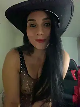 Snapshot of Miaswwe chatting on July 24, 2026, 11:12 pm Miaswwe online show from July 24, 2026, 11:12 pm