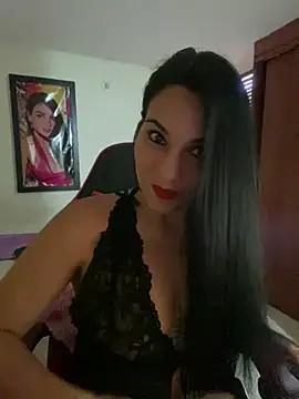 Snapshot of Miaswwe chatting on June 26, 2026, 9:53 pm Miaswwe online show from June 26, 2026, 9:53 pm