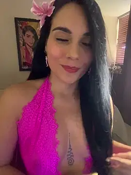 Snapshot of Miaswwe chatting on July 30, 2026, 8:19 pm Miaswwe online show from July 30, 2026, 8:19 pm