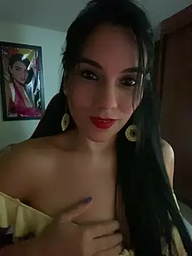 Snapshot of Miaswwe chatting on June 25, 2026, 11:54 pm Miaswwe online show from June 25, 2026, 11:54 pm