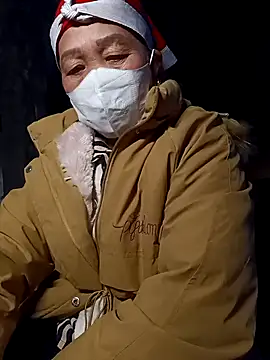 LoveShae 01 online show from February 3, 2026, 3:26 am