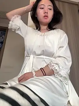 Cheating-wife online show from April 22, 2026, 5:58 am
