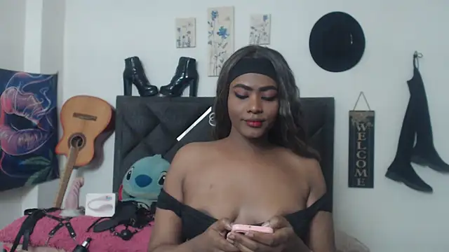 Snapshot of Natashabella___ chatting on July 23, 2026, 12:24 pm Natashabella online show from July 23, 2026, 12:24 pm