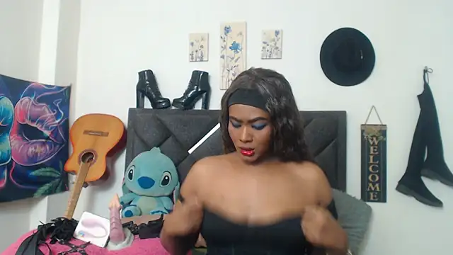 Snapshot of Natashabella___ chatting on July 27, 2026, 10:17 pm Natashabella online show from July 27, 2026, 10:17 pm
