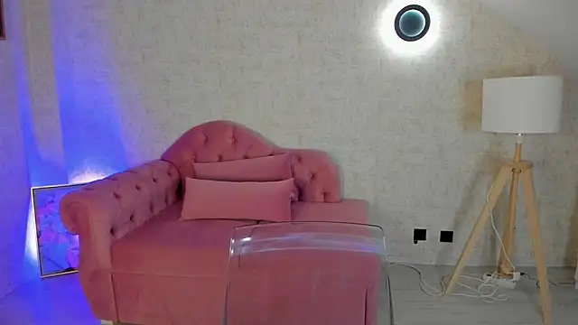 SashaBaeX online show from February 2, 2026, 8:41 pm