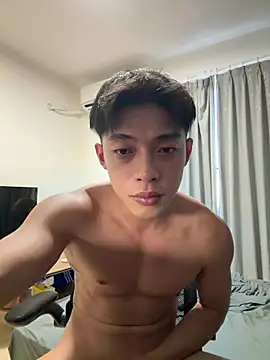 Yooo17 online show from June 4, 2026, 8:41 am