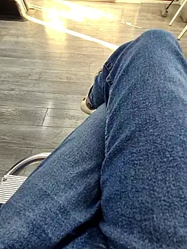 vali23 online show from January 17, 2026, 9:24 am