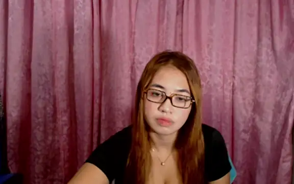 Snapshot of pinay_mayahiga chatting on June 13, 2026, 2:04 pm pinay mayahiga online show from June 13, 2026, 2:04 pm