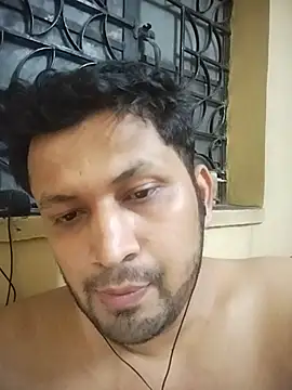 Snapshot of Pravin9562 chatting on April 10, 2026, 7:21 pm Pravin9562 online show from April 10, 2026, 7:21 pm