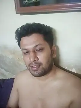 Snapshot of Pravin9562 chatting on April 4, 2026, 7:42 pm Pravin9562 online show from April 4, 2026, 7:42 pm