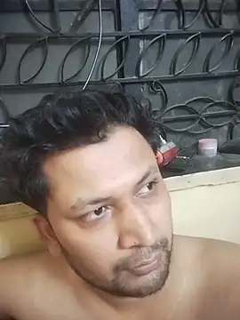 Snapshot of Pravin9562 chatting on April 25, 2026, 6:38 pm Pravin9562 online show from April 25, 2026, 6:38 pm