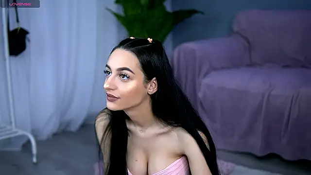 ElaraVixen online show from February 25, 2026, 7:14 pm