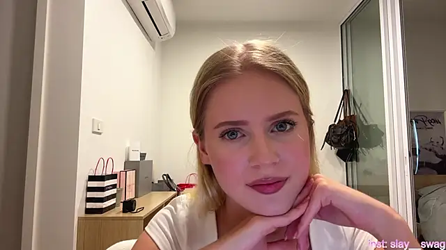 Snapshot of Slay_Swag chatting on February 24, 2026, 10:16 am Slay Swag online show from February 24, 2026, 10:16 am