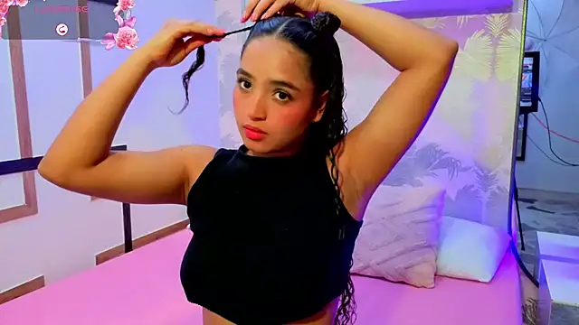 Emma Thompssonn online show from July 14, 2026, 12:22 pm