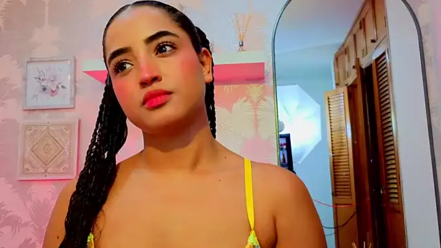 Emma Thompssonn online show from July 23, 2026, 12:13 pm