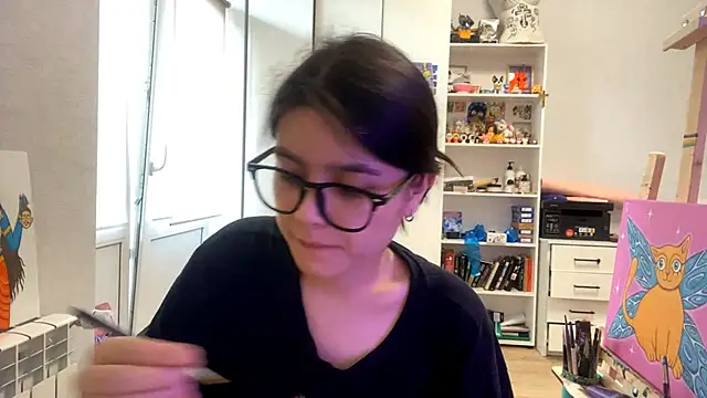 Snapshot of SaintMari chatting on May 12, 2026, 10:21 am SaintMari online show from May 12, 2026, 10:21 am