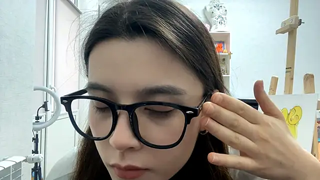 Snapshot of SaintMari chatting on March 6, 2026, 12:22 pm SaintMari online show from March 6, 2026, 12:22 pm