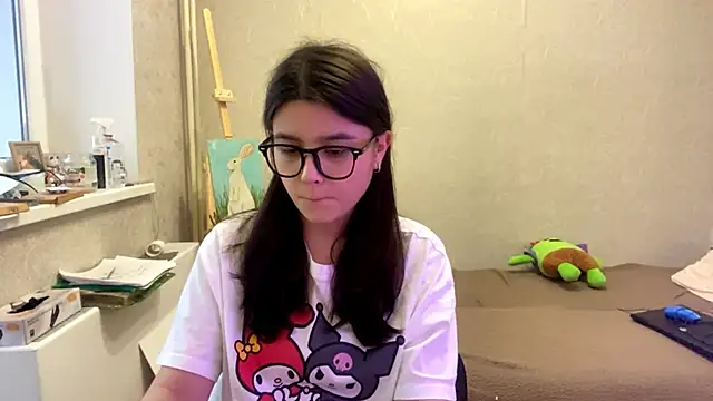 Snapshot of SaintMari chatting on June 12, 2026, 2:15 pm SaintMari online show from June 12, 2026, 2:15 pm