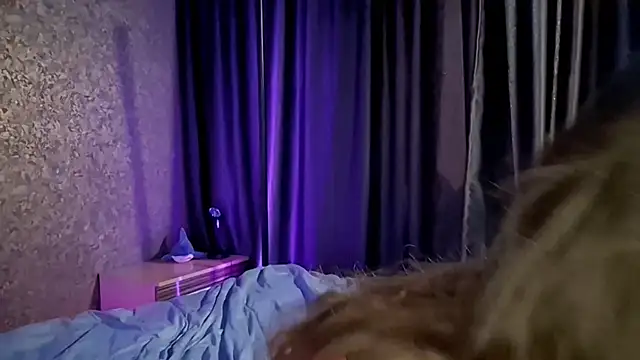 Snapshot of MousyHello chatting on March 29, 2026, 9:00 am MousyHello online show from March 29, 2026, 9:00 am