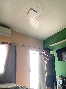 Snapshot of reipromiscuo01 chatting on February 5, 2026, 2:24 pm reipromiscuo01 online show from February 5, 2026, 2:24 pm