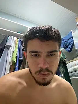 Snapshot of reipromiscuo01 chatting on February 6, 2026, 6:15 pm reipromiscuo01 online show from February 6, 2026, 6:15 pm