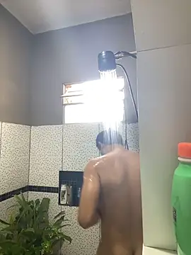 Snapshot of reipromiscuo01 chatting on February 28, 2026, 4:39 pm reipromiscuo01 online show from February 28, 2026, 4:39 pm