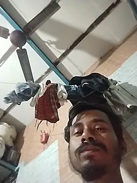 Gaymodel online show from February 7, 2026, 7:22 pm